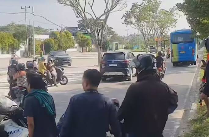 Roy Martin Pelajar Tewas Ditabrak Bus TMP, Ibundanya Harap Pengelola Beri Santunan dan Batu Nisan