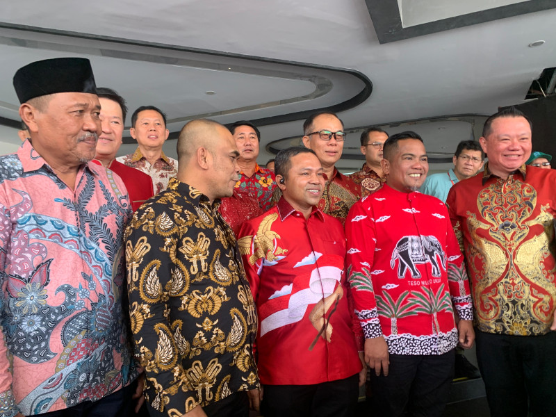 Abdul Wahid Bersama PDI-P Riau Hadiri Perayaan Imlek di Pekanbaru