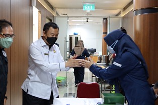 Pegawai pada Jam Pembinaan Kejagung Tes Urine, Ini Hasilnya