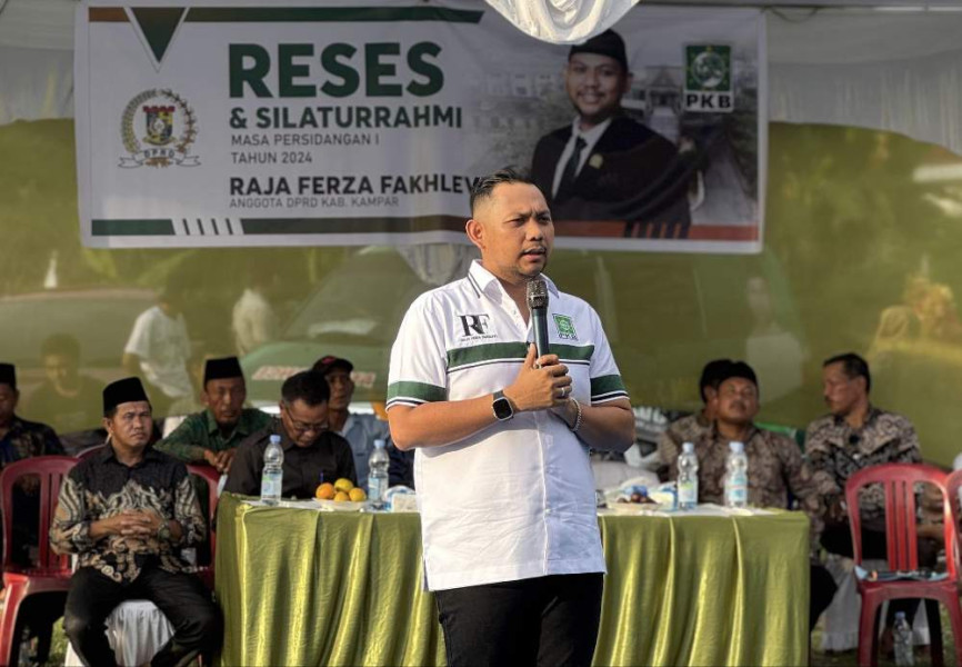 Reses Perdana, Raja Ferza Fakhlevi Tampung Aspirasi Warga Desa Pangkalan Baru Kampar