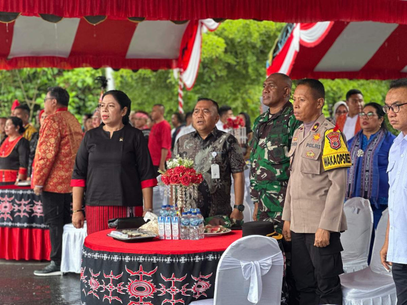 Plt Kajari SBB Hadiri Puncak HUT Kabupaten Ke-21: SBB Maju Rakyat Makmur Sejahtera