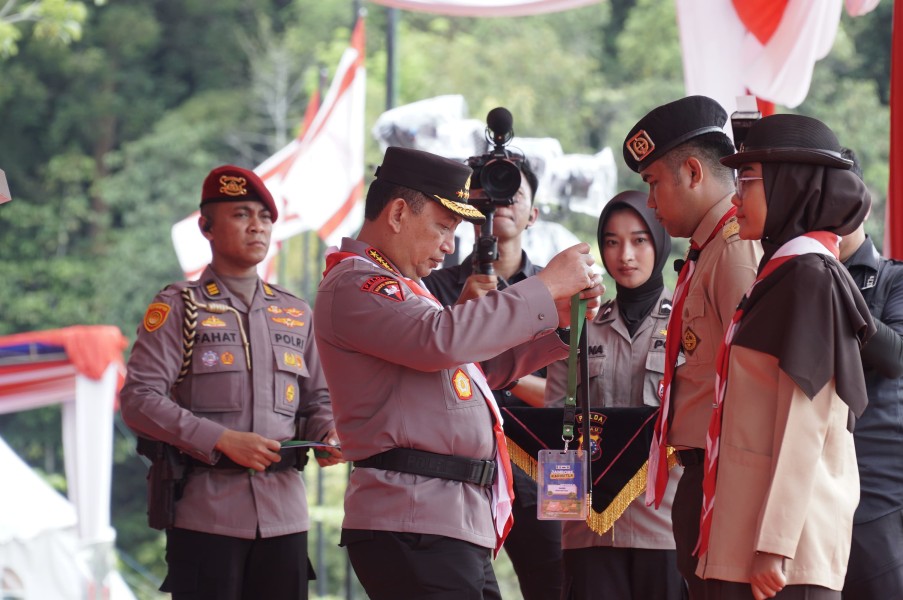 Diikuti 2.000 Peserta, Kapolri Resmikan Jambore Karhutla di Riau