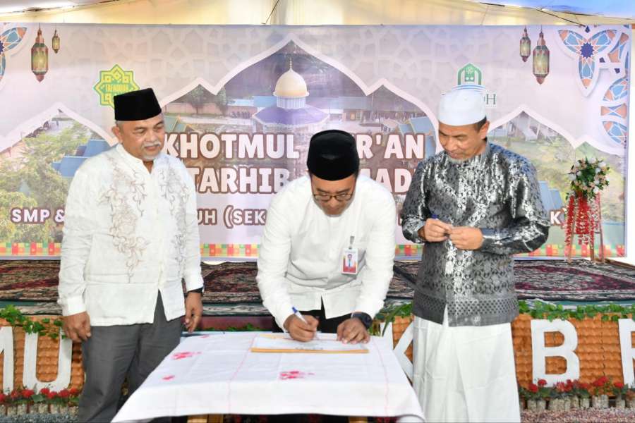 Dorong Transaksi Cashless Bagi Pelajar, BRK Syariah MoU dengan Ponpes Tafaqquh Boarding School