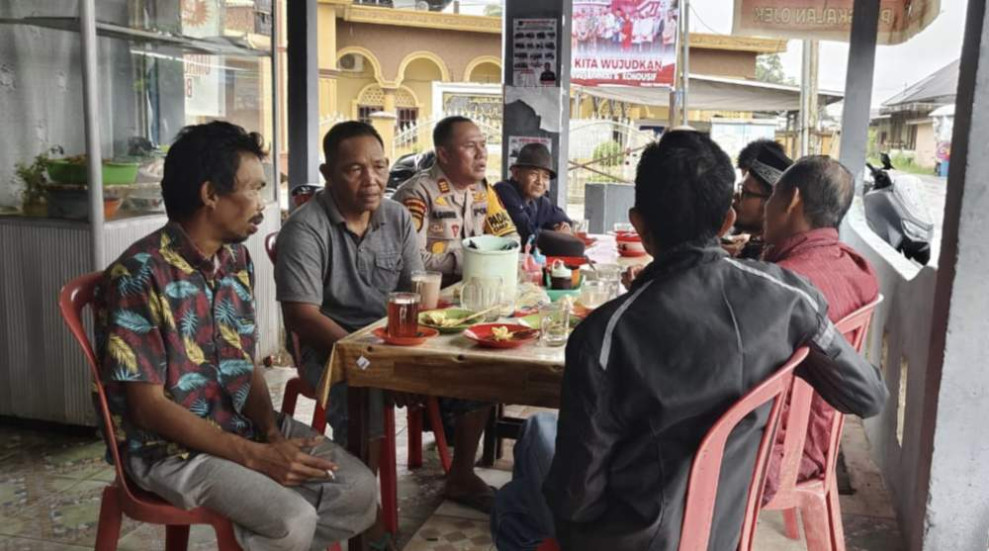 Kapolsek Tempuling Lakukan Cooling System Pagi, Berikan Edukasi Pasca Pilkada