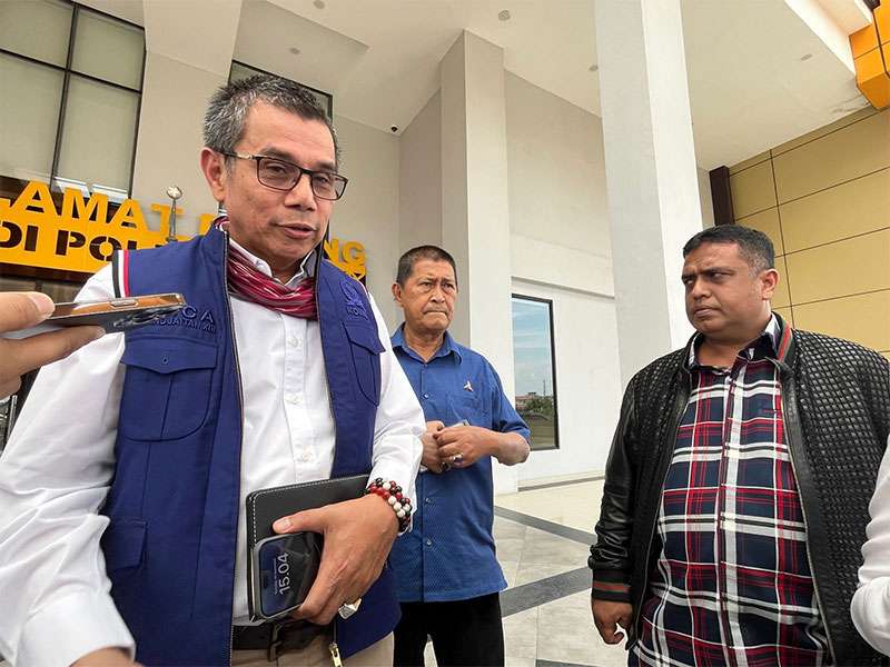 Sebut Hilangkan BB Kasus Mafia Migas, Anggota DPR RI Laporkan Penyidik Polres Inhil