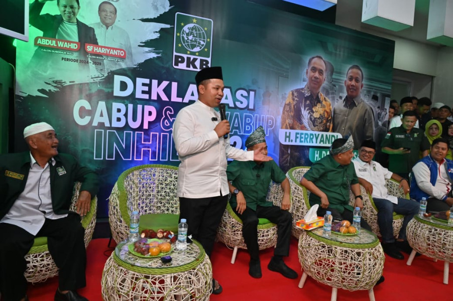 Tidak Hanya Karena Dukungan Para Tokoh dan Masyarakat Maju Pilgubri, Pesan UAS dari Makkah Bikin Abdul Wahid Bismillah Melangkah