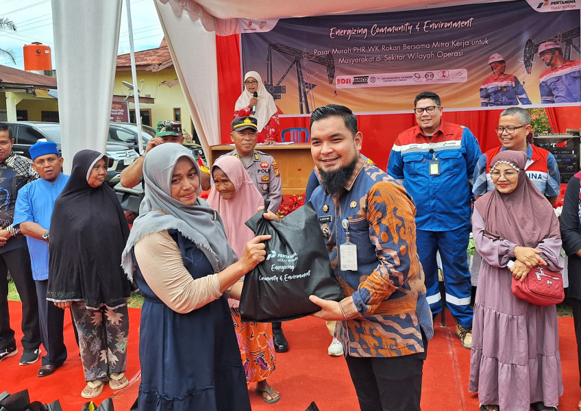 PHR Salurkan Sembako Murah, Hadirkan Senyuman di Setiap Rumah