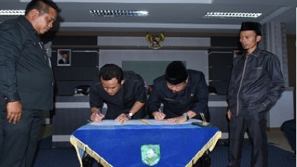 KUA-PPAS APBD Bengkalis 2016 Ditandatangani