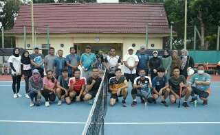 Jalin Silaturahmi, Bupati Siak & Walikota Banda Aceh Laksanakan Pertandingan Persahabatan