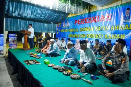 Masjid Raya Kecamatan Kerinci Kanan Diresmikan