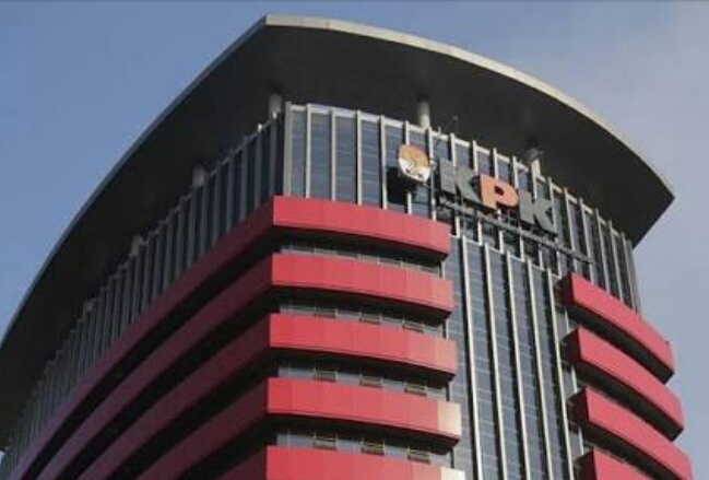 Dengan Dugaan Kasus Berbeda, Bonie Putra Walikota Madiun Dilaporkan ke KPK