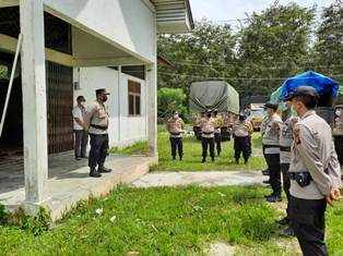 Pastikan Kotak Suara Aman Jelang Pleno KPU, Kapolres Siak Cek Pengamanan di Kantor & Gudang KPUD