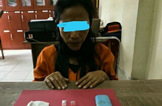 Perempuan Paruh Baya Diamankan Polres Siak Terkait Diduga Sabu 