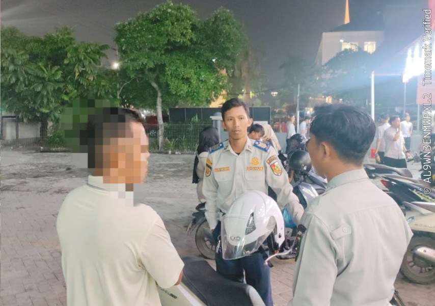 Sudah Gratis Masih Dipalak, Jukir Liar Indomaret Awal Bros Pekanbaru Diusir Dishub