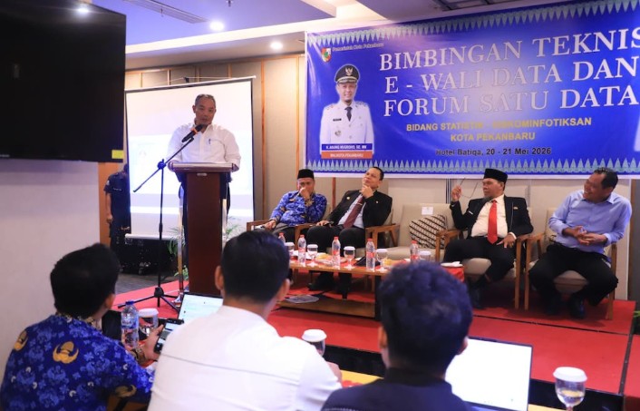 Pemko Pekanbaru Perkuat Tata Kelola Melalui Bimtek e-Walidata dan Forum Satu Data