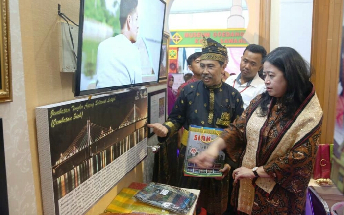  Stand Kabupaten Siak Terbaik Pertama