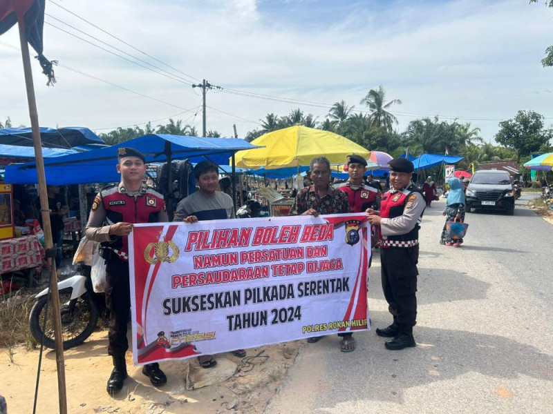 Sambangi Lokasi Masyarakat, Sat Samapta Polres Rohil Sampaikan Pesan Pilkada Damai 2024