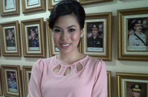  Nih Alasan Anya Dwinov Lebih Nyaman Jadi Presenter Ketimbang Akting