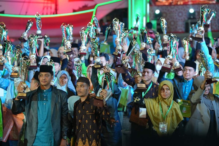 Bupati Afni Apresiasi Kerja Keras Kafilah Siak di MTQ Riau