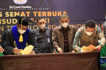 Teken Mou dengan Institut Bisnis dan Teknologi Pelita Indonesia, Suhardiman: Untuk Tingkatkan SDM Aparatur
