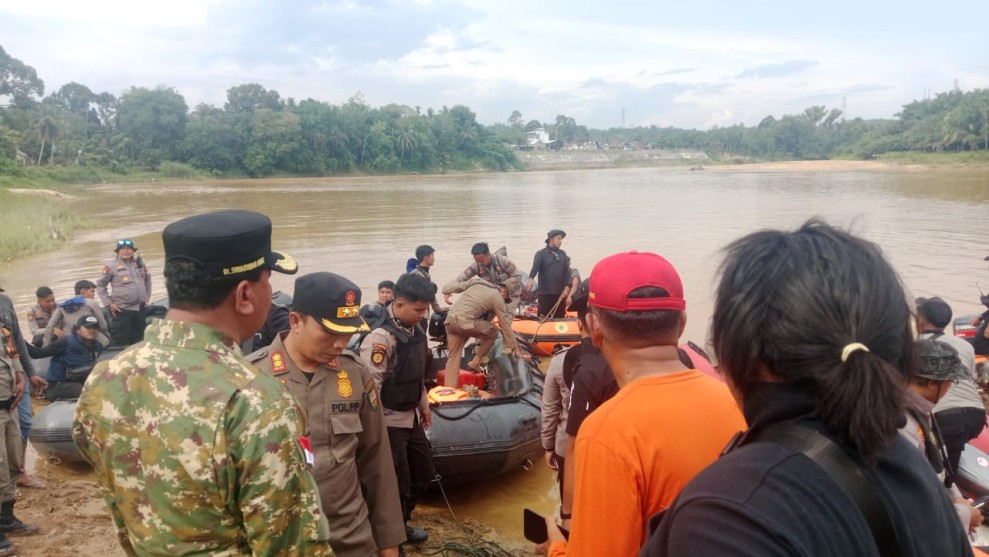 Razia Peti, Kapolres dan Bupati Kuansing Diserang Warga