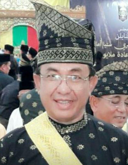 Bupati Inhil Ucapkan Selamat atas Gelar Adat yang Diperoleh Gubri