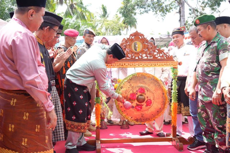 Hadiri Pacu Jalur Pangean, Suhardiman: Pacu Jalur Ini Harus Kita Rawat dan Jaga