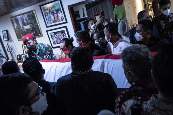 Jadi Imam Shalat Jenazah Tjahjo, Wapres: Kita Kehilangan Orang Baik