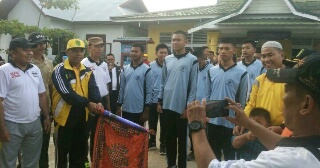 Dihari Kartini, PKK Tembilahan Hulu Giat Gerak Jalan Bagi Siswa 