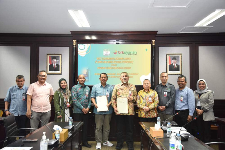 Terbitkan Produk CWLD Seri 001, BRK Syariah Gandeng Yayasan BRKS