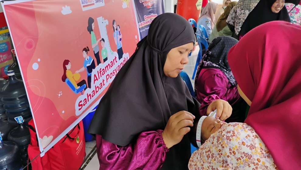 Alfamart Sahabat Posyandu bersama Sweety Hadir Kembali, Menjangkau Ratusan Balita Pekanbaru