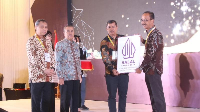 Dua UMKM Binaan PHR Terima Sertifikat Halal, Siap Bersaing di Pasaran