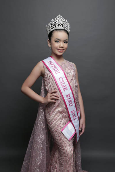 Puteri Cilik Riau 2021 Ini Punya Segudang Prestasi Membanggakan