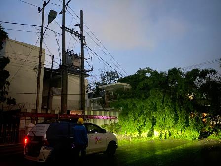 Gerak Cepat Hadapi Cuaca Ekstrim, PLN Sediakan Aplikasi 'PLN Mobile' Layani Keluhan Konsumen 