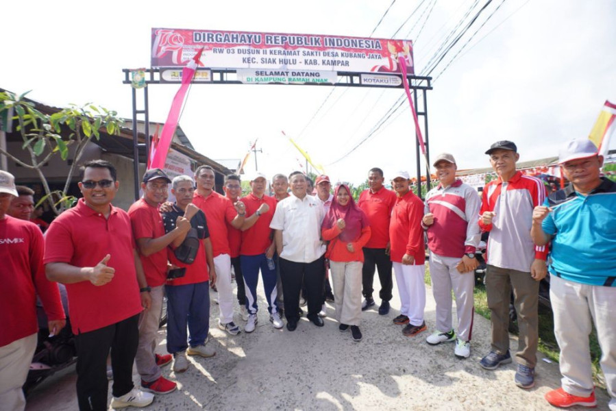 Pemprov Riau Semenisasi Jalan Siak Hulu Kampar, Kades: Terima Kasih Pak SF Hariyanto