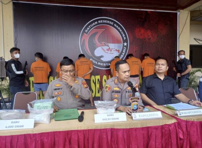 Bandar Narkoba Asal Binjai Sumut Berhasil Ditangkap di Pekanbaru, Polisi Sita 4 Kg Paket Sabu