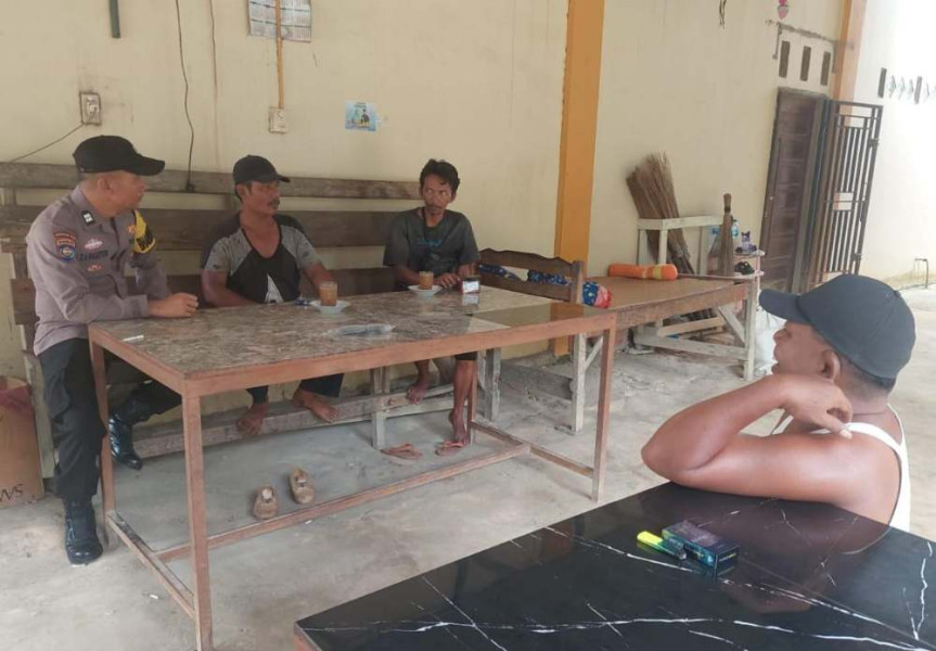 Ciptakan Situasi Aman dan Kondusif Polsek Sungai Apit Sambang Warga Kayu Ara