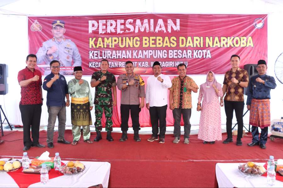 Kapolres Inhu Resmikan Kampung Bebas Narkoba