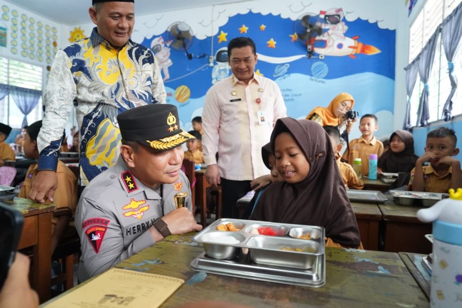 Polda Riau Perkuat Program MBG, 15 Dapur Gizi Aktif, 3 Dalam Pembangunan