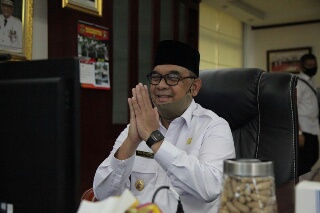 HUT Riau ke 63, Wagubri Ajak Masyarakat Bersatu Membangun Riau 