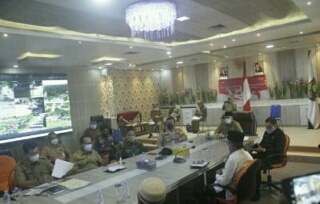 Bupati Alfedri Pimpin Rapat Virtual Persiapan Pelaksanaan Vaksinasi Massal Kabupaten Siak