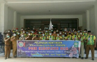 Bupati Alfedri Lepas Kontingen Porseni PGRI Kabupaten Siak
