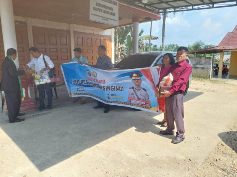 Minggu Kasih, Satintelkam Polres Kuansing Ajak Jemaat Gereja Sukseskan Pilkada 2024