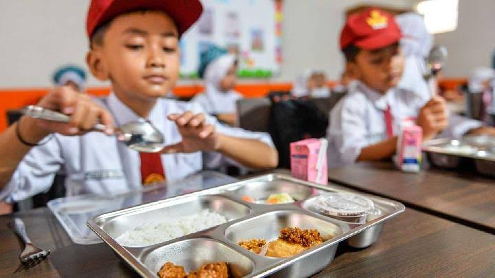 Anak Buah Prabowo ini Pastikan Program Makan Siang Bergizi Gratis di Riau akan Direalisasikan