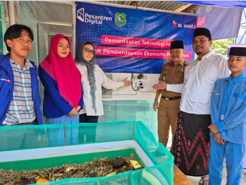 XL Axiata Terapkan Solusi IoT Budidaya Maggot di Pesantren Lampung
