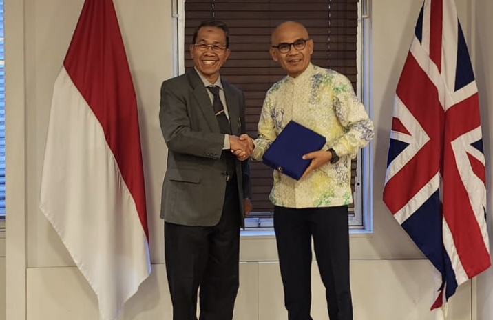 STIE Bangkinang Go International, Teken MoU dan Seminar dengan Leeds University Inggris