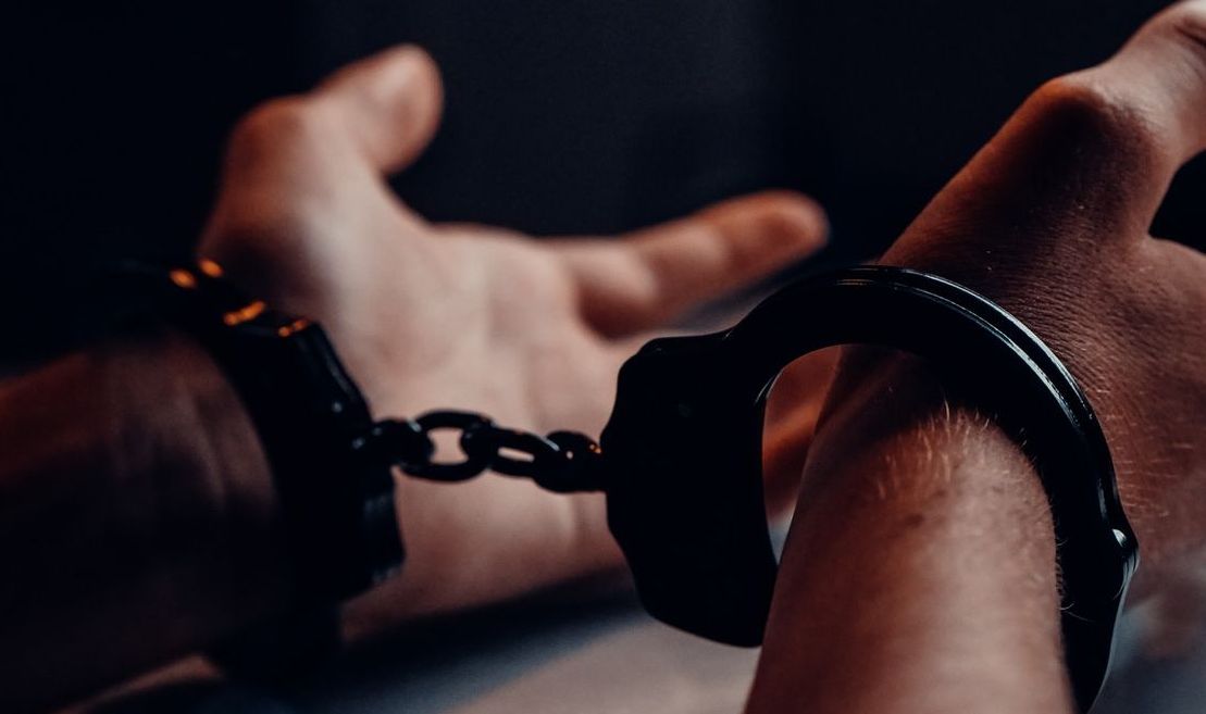 Tembak Korbannya Saat di Atas Rakit PETI, Pelaku Berhasil Dibekuk Polisi