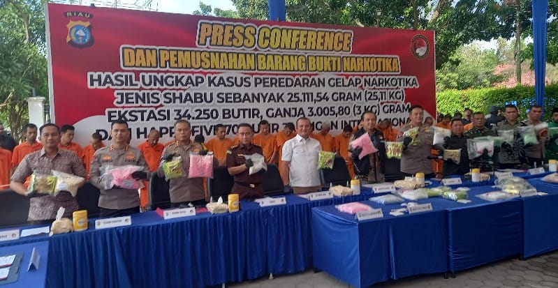 Musnahkan 25 Kg Sabu dan 34 Ribu Pil Ekstasi, Irjend Pol M Iqbal: Polda Riau Komit Berantas Narkoba
