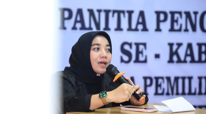 Pelantikan Panwascam se-Rohul, Patminah : Jaga Netralitas Sebagai Pengawas Pemilihan
