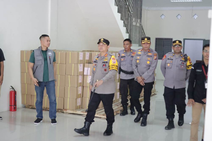 Kapolres Siak AKBP Asep Sujarwadi Siapkan Pengamanan Maksimal Logistik Pilkada